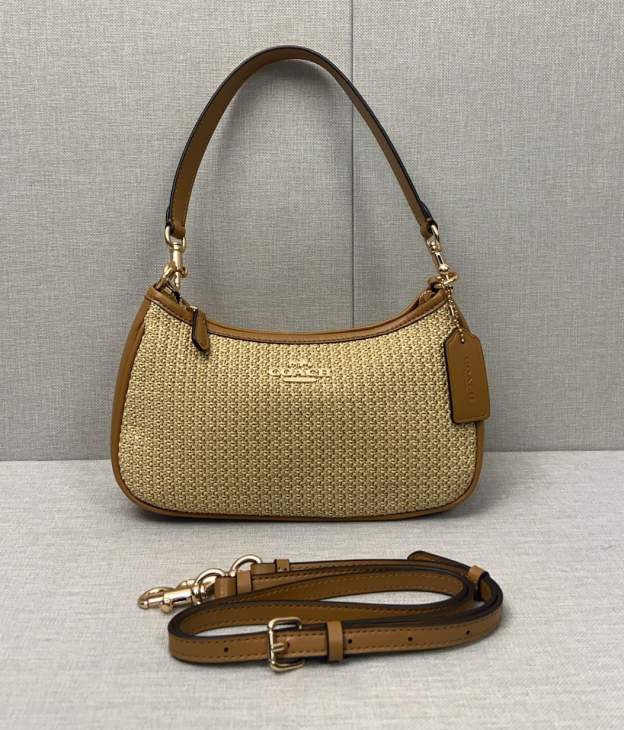 Picture of Coach Handbags _SKUfw231414978fw